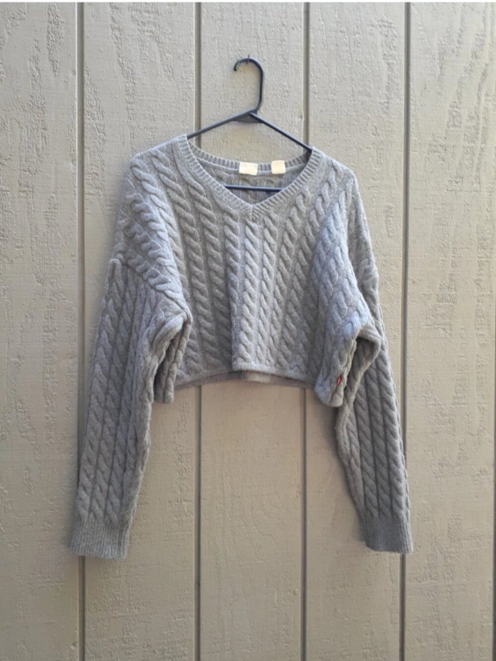 Levis Cropped Wool Sweater Small Grey Cable Knit Chunky Crop Long Sleeve V Neck